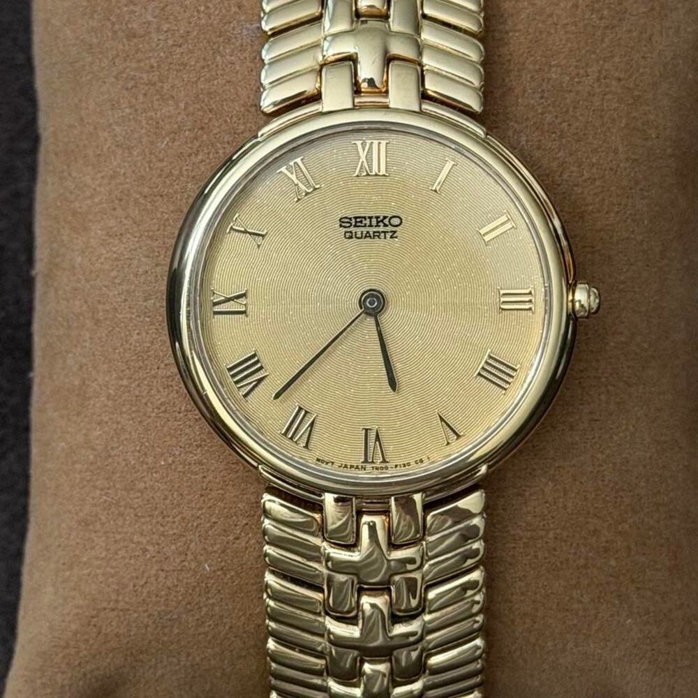 Seiko quartz gold watch gold tone